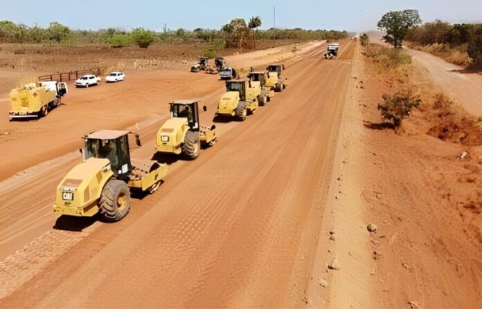 DNIT executa obras de pavimentação de contorno de Terra Indígena na BR-158, na região do Araguaia