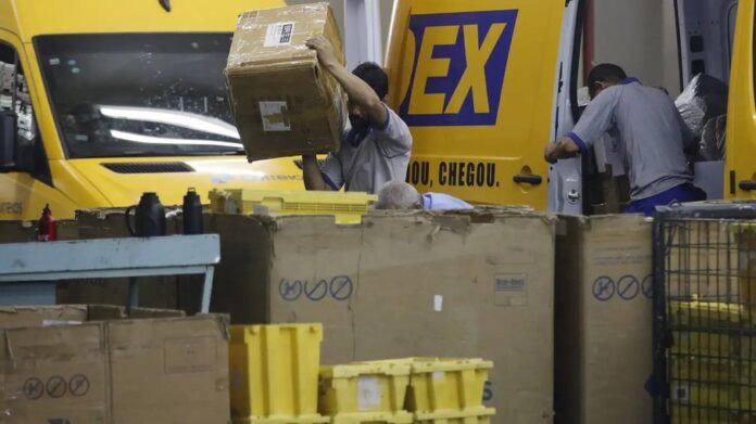 Correios registou um déficit R$ 2,1 bilhões em 2024