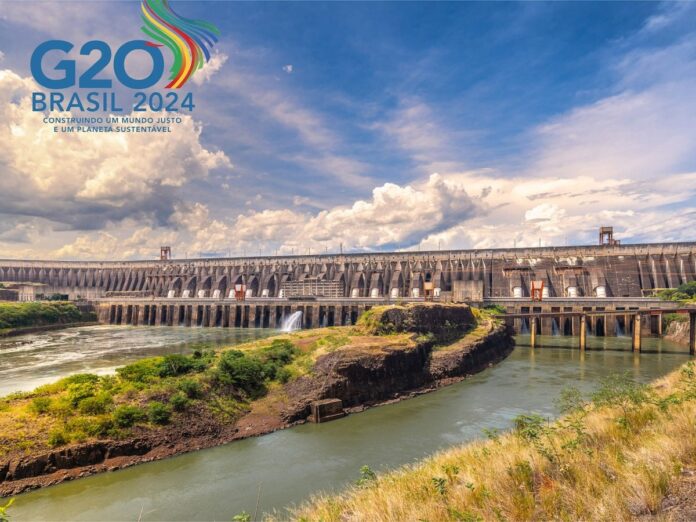 imagem da usina de Itaipu, com a logo do evento do G20 em Foz do Iguaçu.