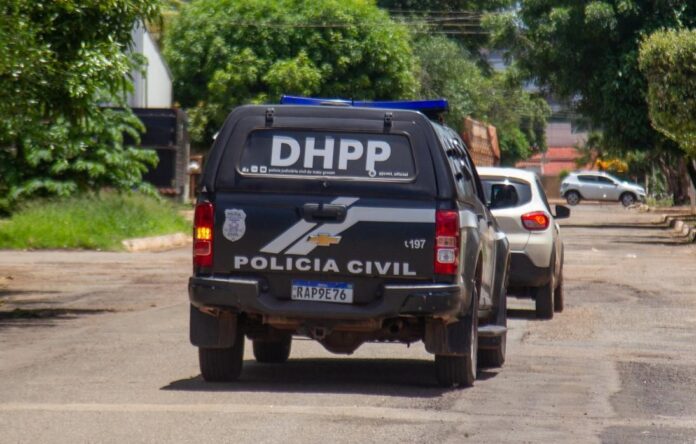 Homem é achado morto em rua com várias marcas de tiros; polícia investiga