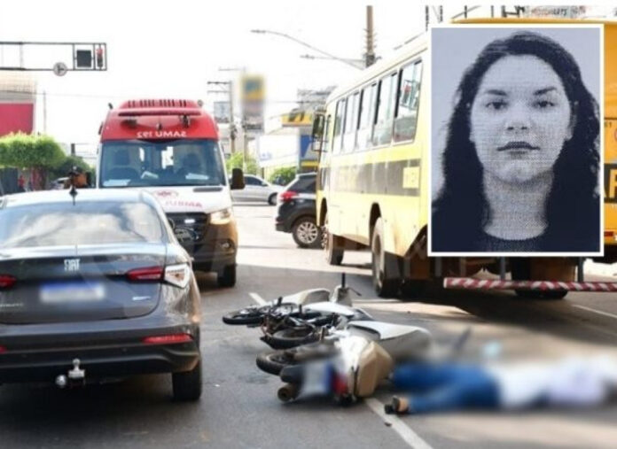 Jovem morre após cair de moto em “corredor” e ser atropelada por ônibus