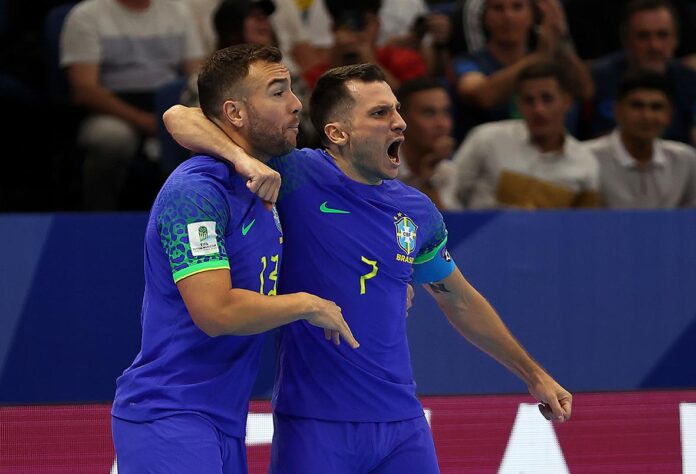 Seleção Brasileira de Futsal vence Ucrânia e é finalista da Copa do Mundo