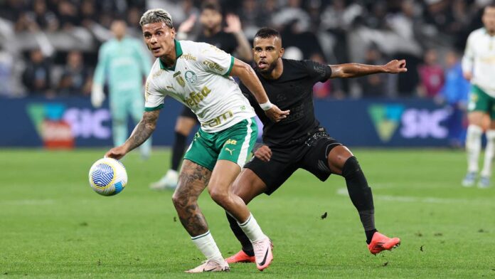 Corinthians vence o Palmeiras e respira no Brasileirão