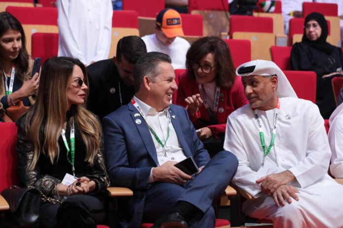 Em Abu Dhabi, governador e primeira-dama de MT representam o Estado na abertura do maior evento mundial de Jiu-jitsu