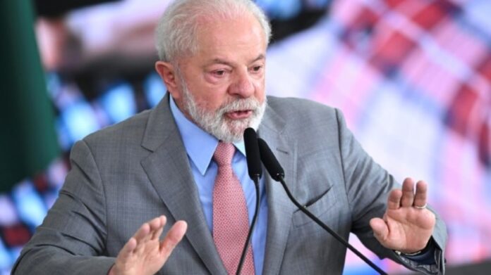 Presidente Lula planeja zerar o déficit público em 2025