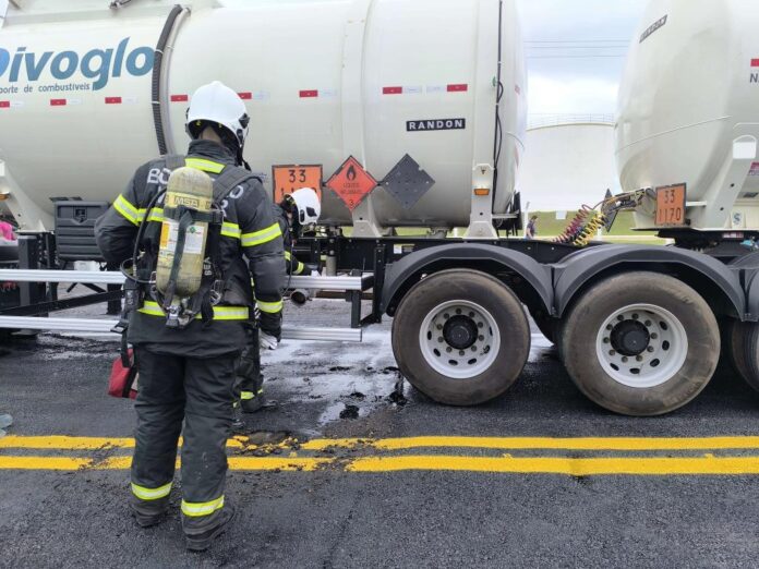 Corpo de Bombeiros participa de simulado de ocorrências com produtos perigosos em rodovias