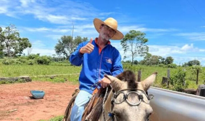 Caminhoneiro é morto a facadas dentro de casa no interior de MT