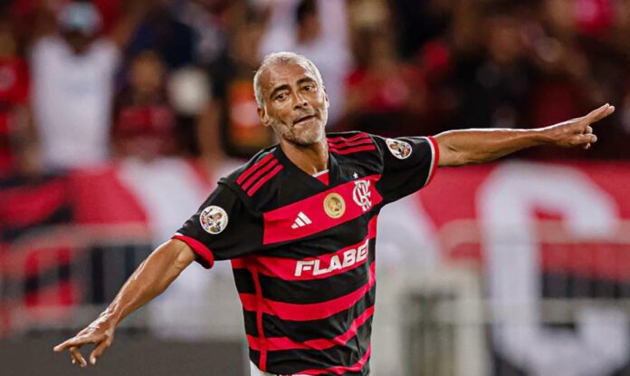 Jogo de despedida de Adriano Imperador termina com vitória do Flamengo