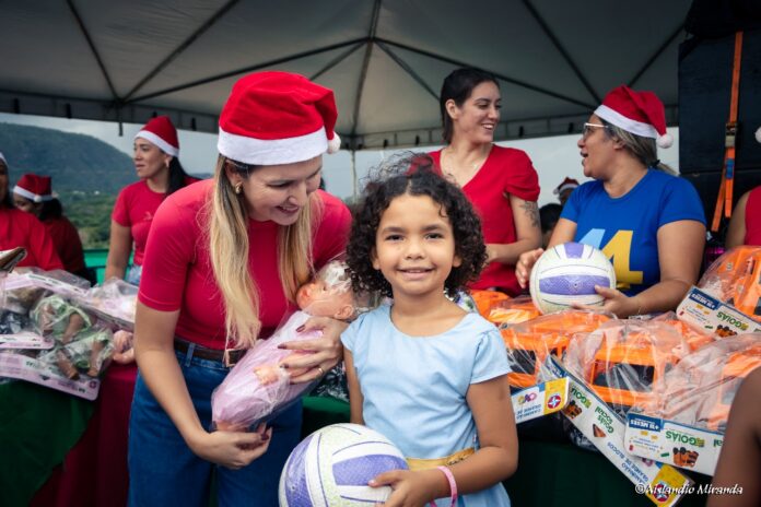 Natal do Bem leva alegria às crianças da cidade de Aragarças