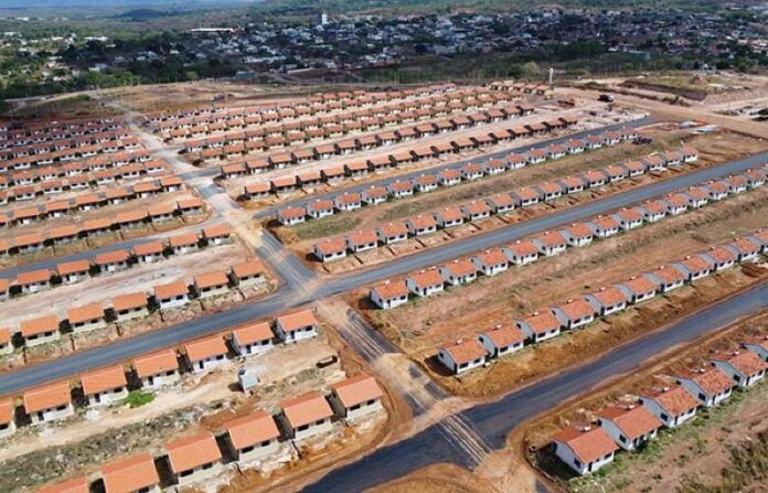 Prefeitura de Barra do Garças divulga lista de incompatíveis às casas do Residencial Carvalho