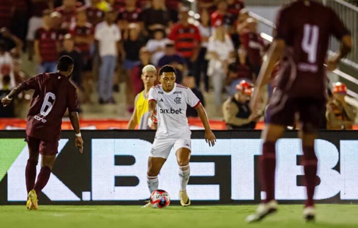 Flamengo empata com o Madureira na segunda rodada do Cariocão