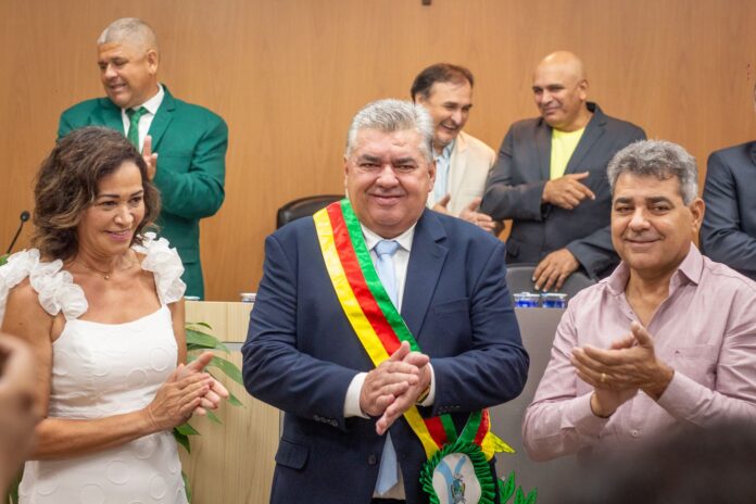 Dr. Adilson toma posse e promete gestão humanizada no segundo mandato em Barra do Garças