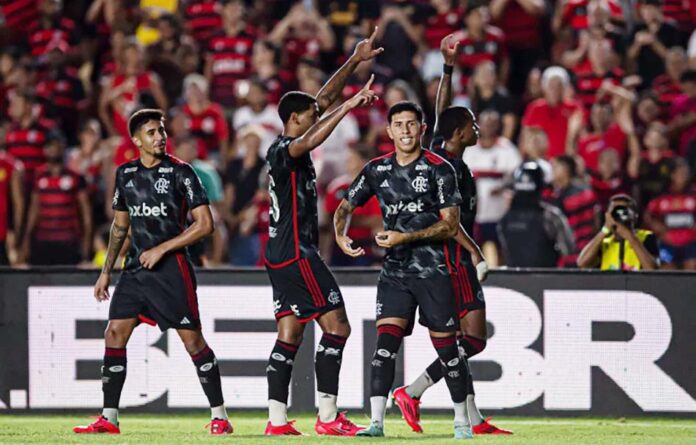 Flamengo goleia Bangu no Campeonato Carioca