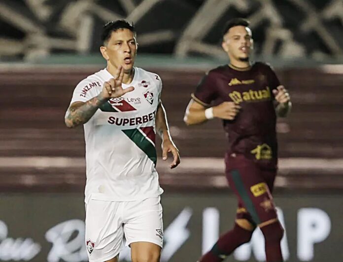 Fluminense vence a Portuguesa-RJ e quebra jejum no Carioca