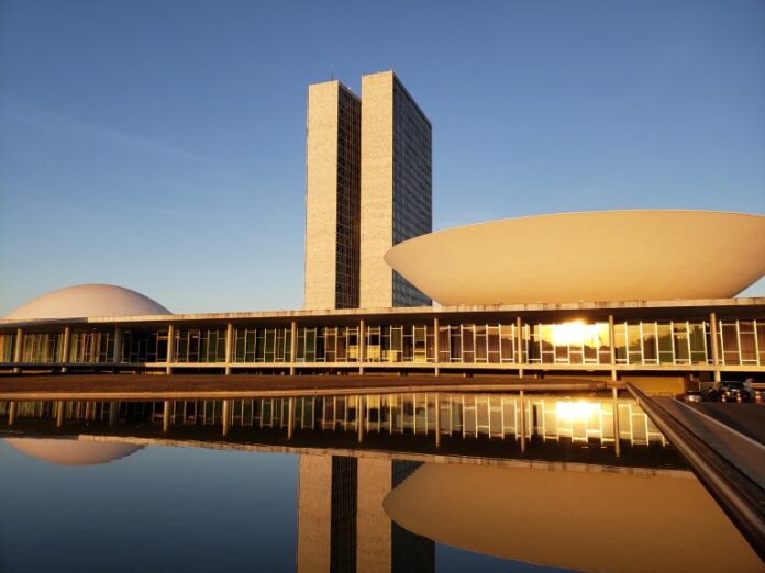 Palácio do Congresso Nacional / Cúpulas / Câmara dos Deputados / Senado / Visitação