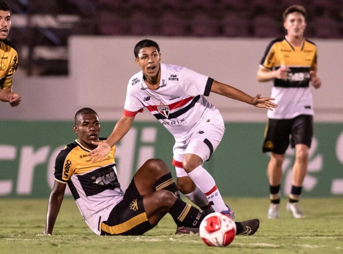 São Paulo vence Criciúma nos pênaltis e avança à final da Copinha