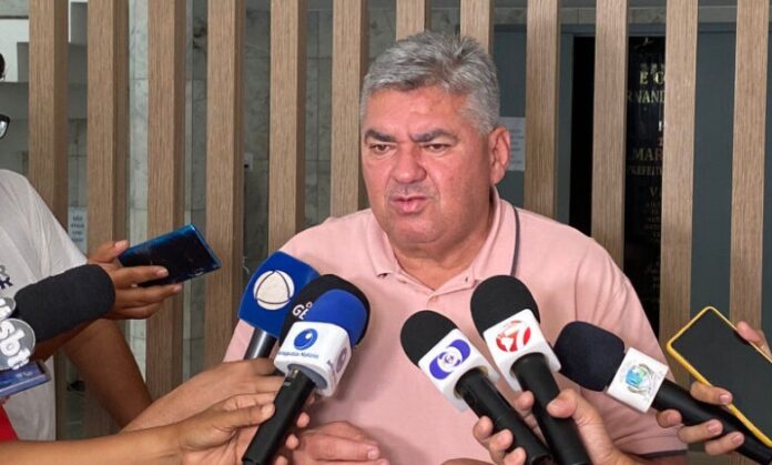 Dr Adilson alerta que golpistas estão usando nome dele no Whats para pedir dinheiro: 'Fiquem atentos que é GOLPE'