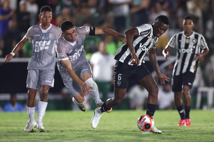 Botafogo empata com Boavista em jogo de retorno de Caçapa e estreia de Rwan Cruz