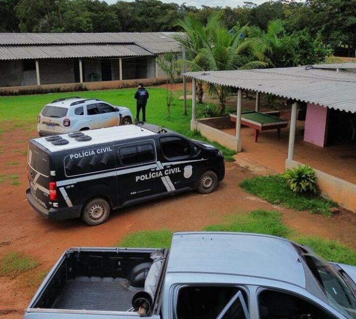 Polícia Civil cumpre 30 mandados em terceira fase de operação contra facção criminosa na região do Araguaia