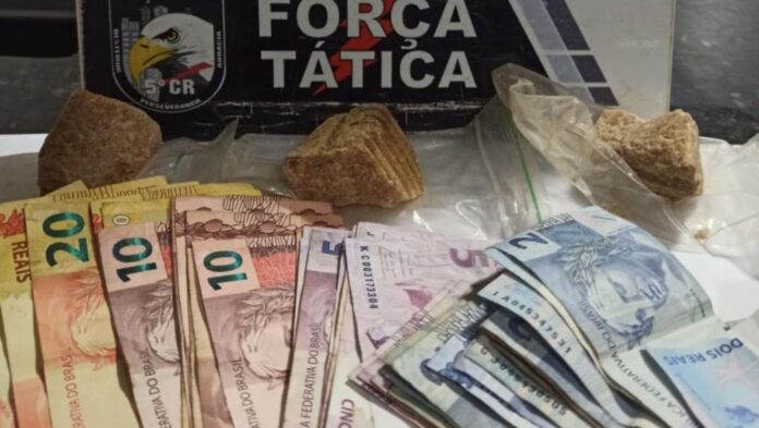 Força Tática prende quatro homens por tráfico de drogas em Barra do Garças - 