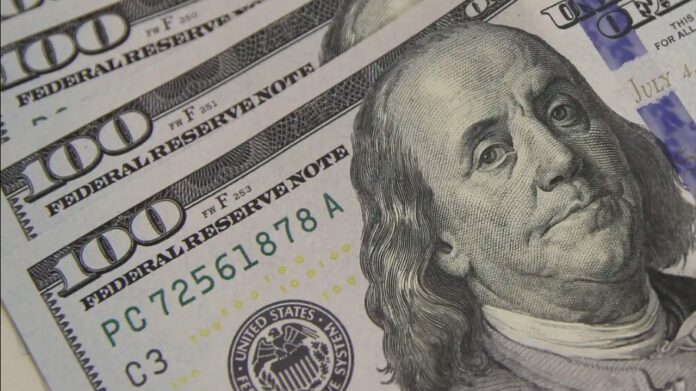 Dólar fechou o dia com queda de 0,19%