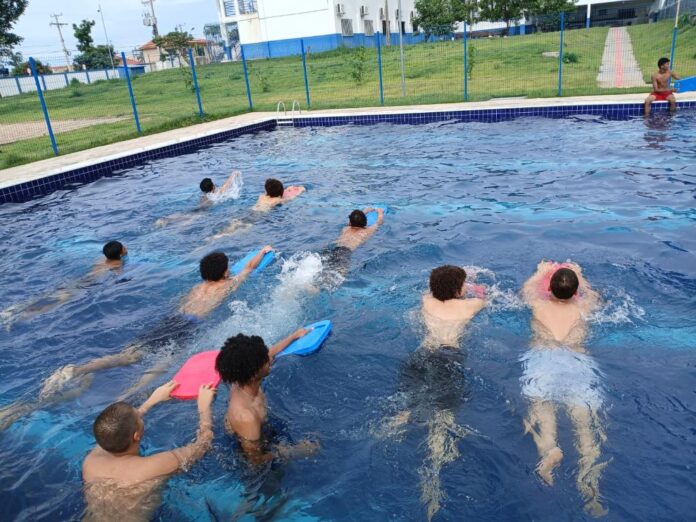 Escolas da Rede Estadual se transformam em espaços de convivência e diversão para pais e alunos aos sábados