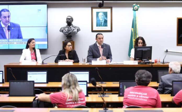 Audiência Pública - Implementação da Política Nacional de Prevenção e Controle do Câncer - realidade das mulheres.