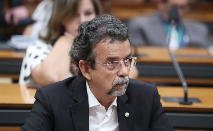 Audiência Pública - PEC 044.23 - Emenda orçamentária para emergências naturais. Dep. Fernando Mineiro(PT - RN)