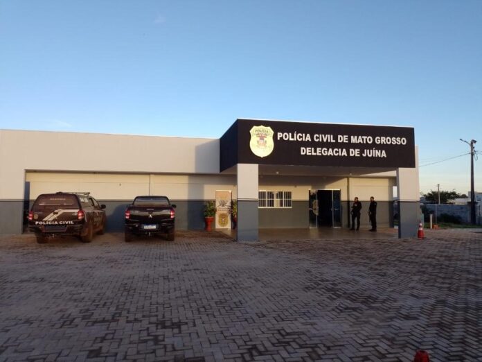 Polícia Civil prende homem que está perseguindo a ex-companheira e descumpriu medidas protetivas - 