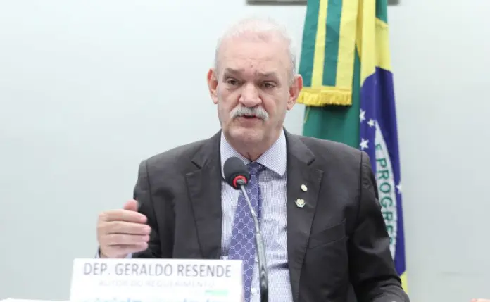 Debate Interativo - Disponibilidade de macas e cadeiras de rodas para pessoas obesas. Dep. Geraldo Resende (PSDB - MS)