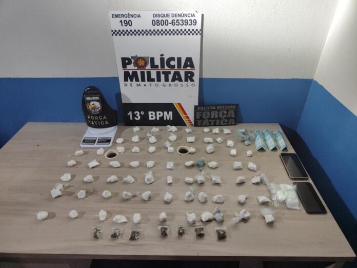Mulher faccionada é presa pela Polícia Militar com 78 porções de drogas - 
