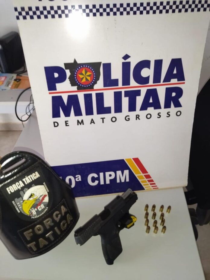 Força Tática prende homem e apreende pistola escondida em motor de caminhonete - 
