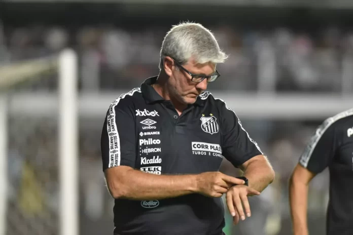 Odair Hellmann, ex-Santos, assume o Athletico-PR. (Foto: Divulgação)