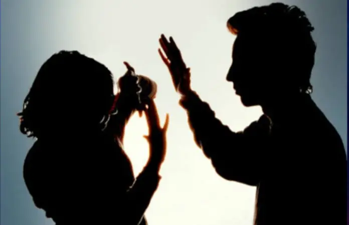 Homem é preso suspeito de agredir companheira após recusar copo d’água