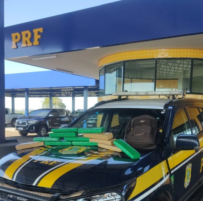 Jovem de 19 anos é preso por tráfico de drogas em ônibus na BR-070, em Barra do Garças