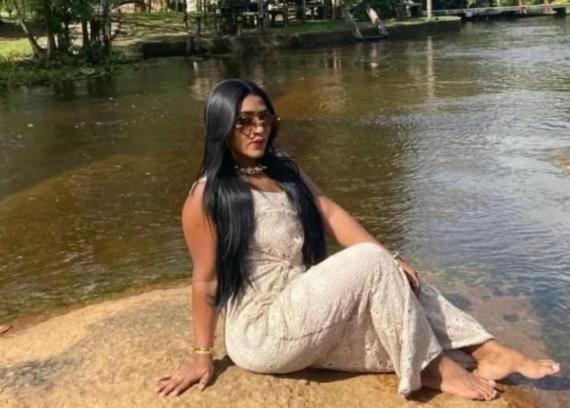 Veja vídeo – Mulher é morta a facadas pela ex-companheira em sorveteria