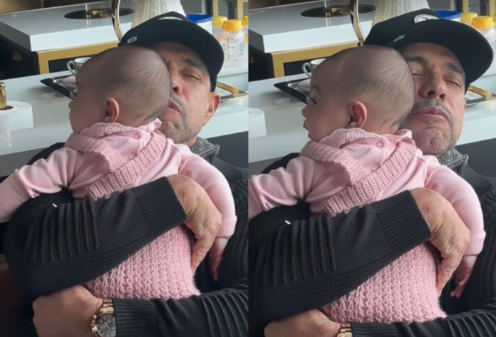 Zezé Di Camargo curte chamego com a filha após Dia das Mães longe de Graciele