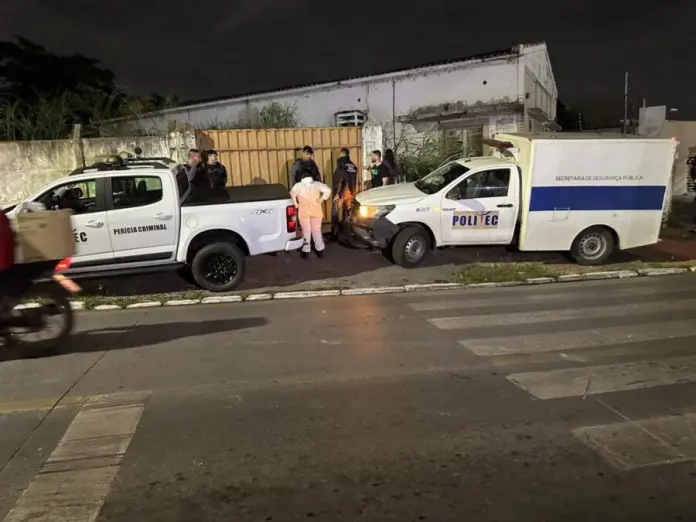 Polícia segue rastro de sangue e encontra corpo em antiga delegacia de MT