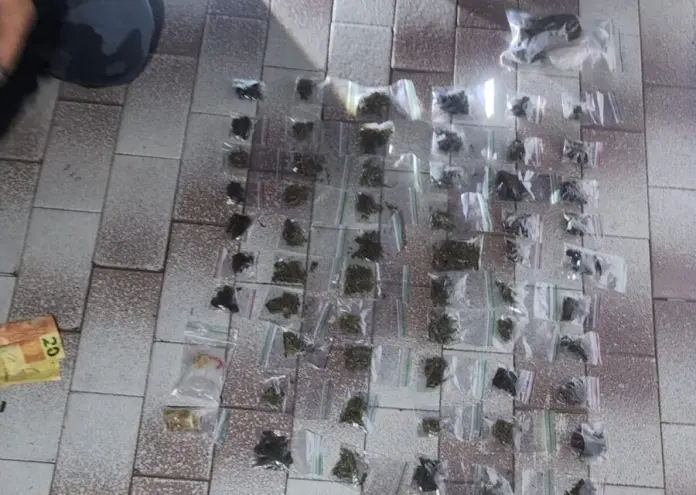 Seis pessoas são presas suspeitas de envolvimento com tráfico de drogas em Barra do Garças